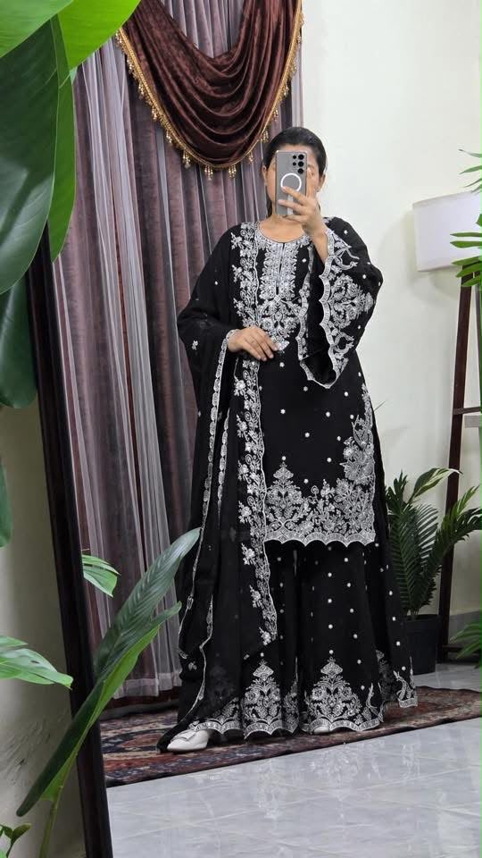 ZenFashions Premium Embroidered Georgette Gararah
